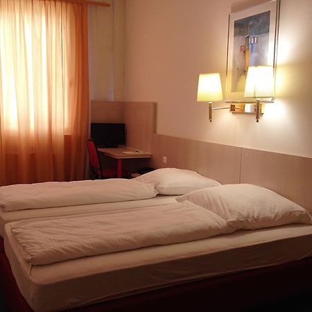 Hotel New Fair Munich Messe Extérieur photo