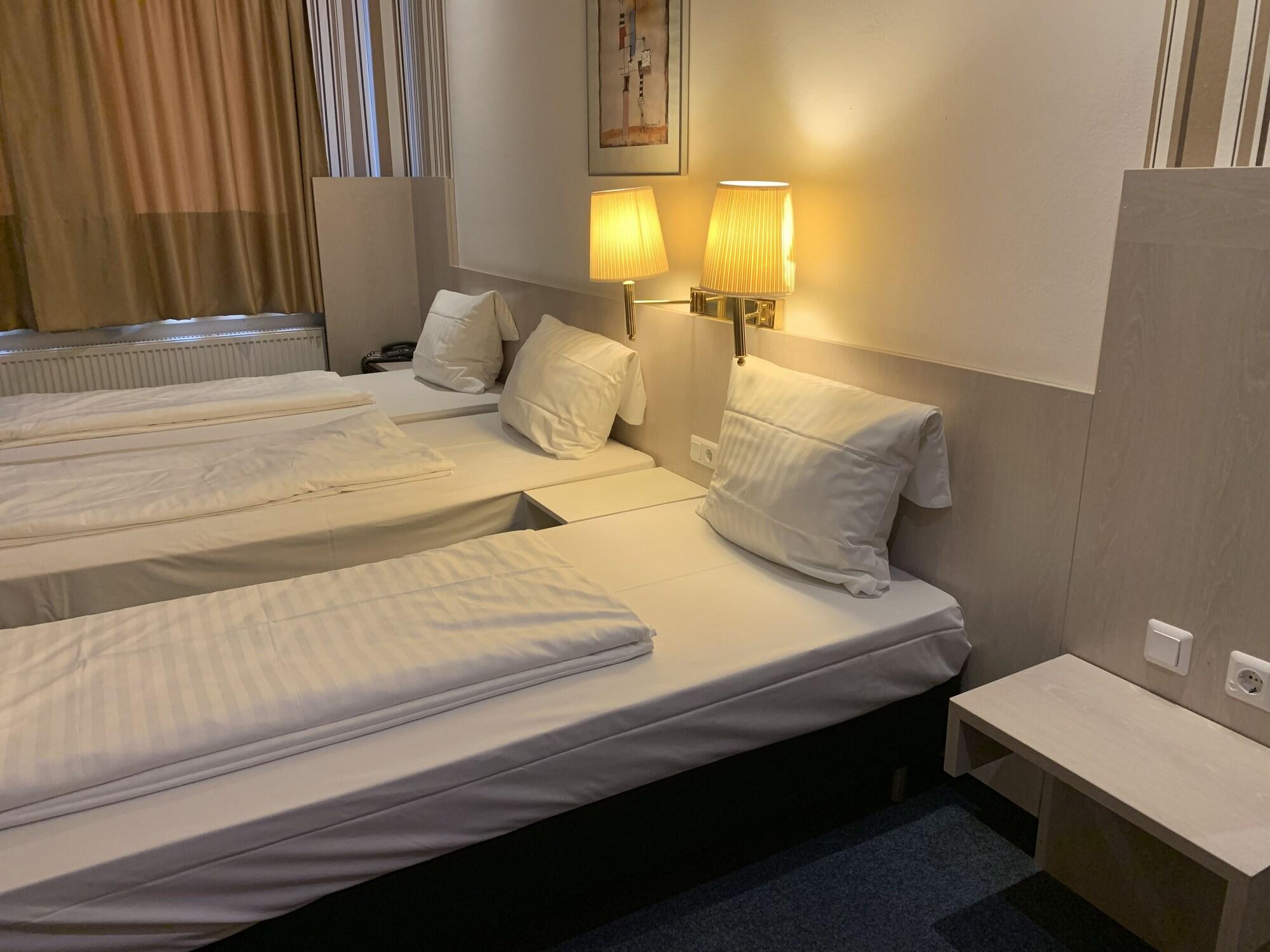 Hotel New Fair Munich Messe Extérieur photo