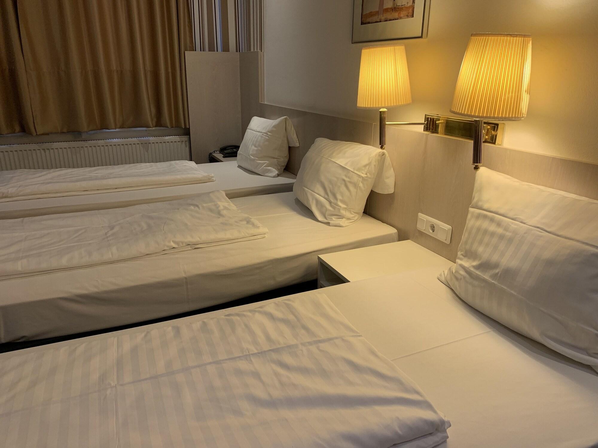 Hotel New Fair Munich Messe Extérieur photo