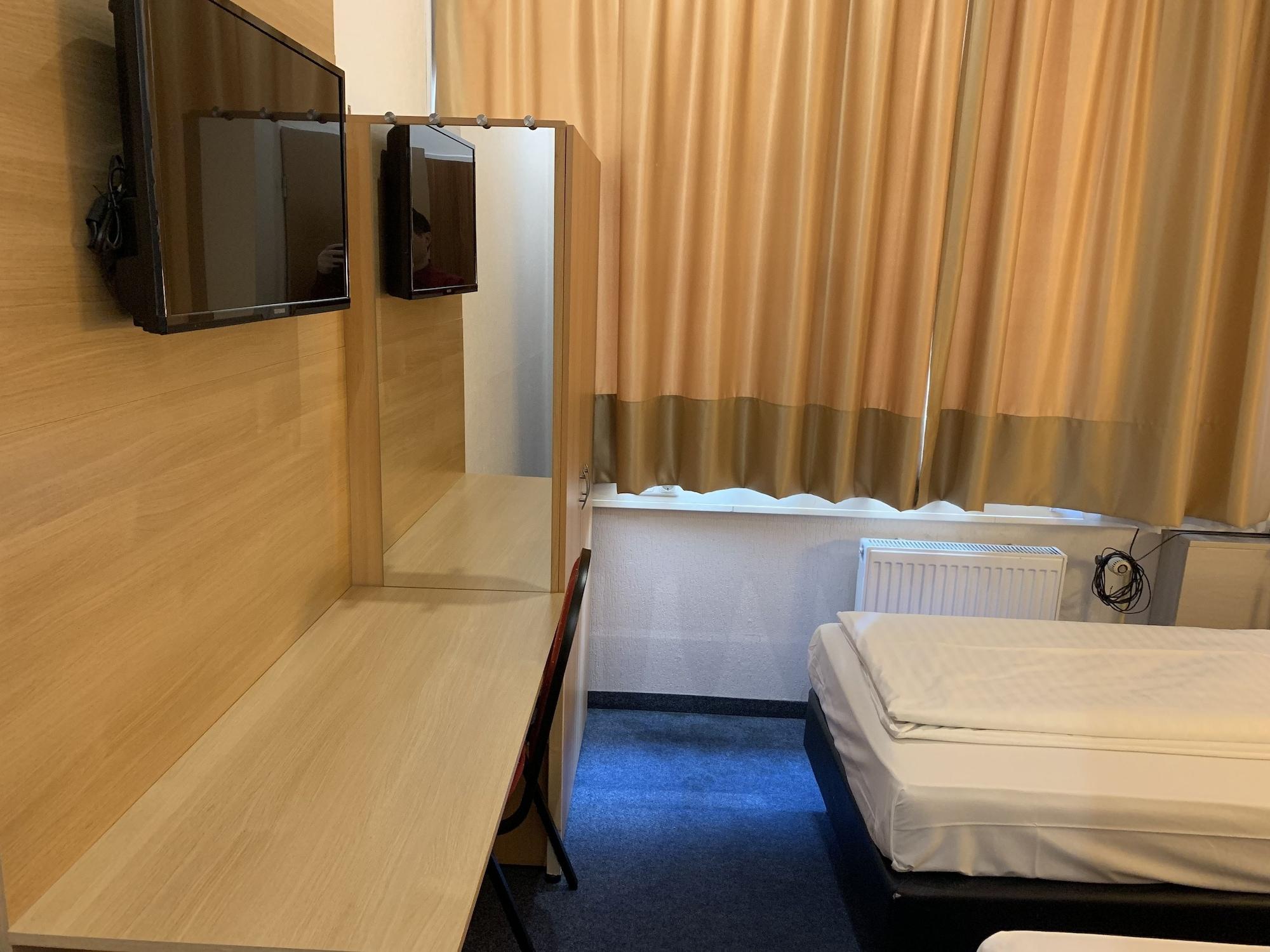 Hotel New Fair Munich Messe Extérieur photo